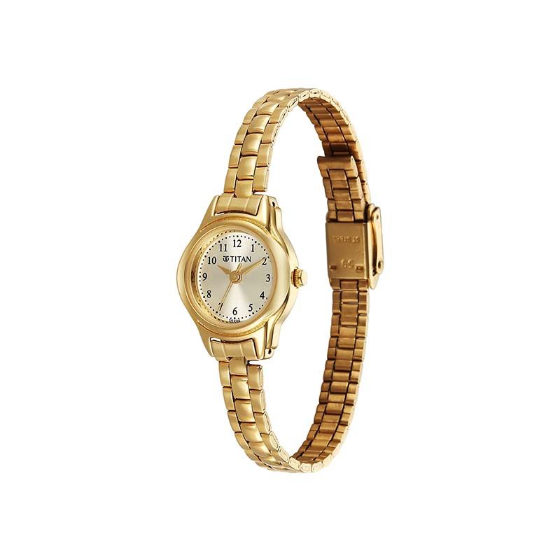 Titan 2401ym08 Quartz Womens Watch