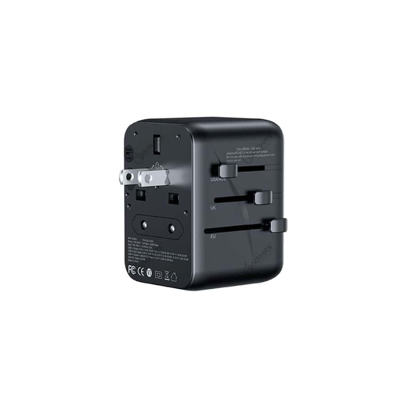 XUNDD XDCH-069 3 USB Ports Universal Travel Adapter - 20W